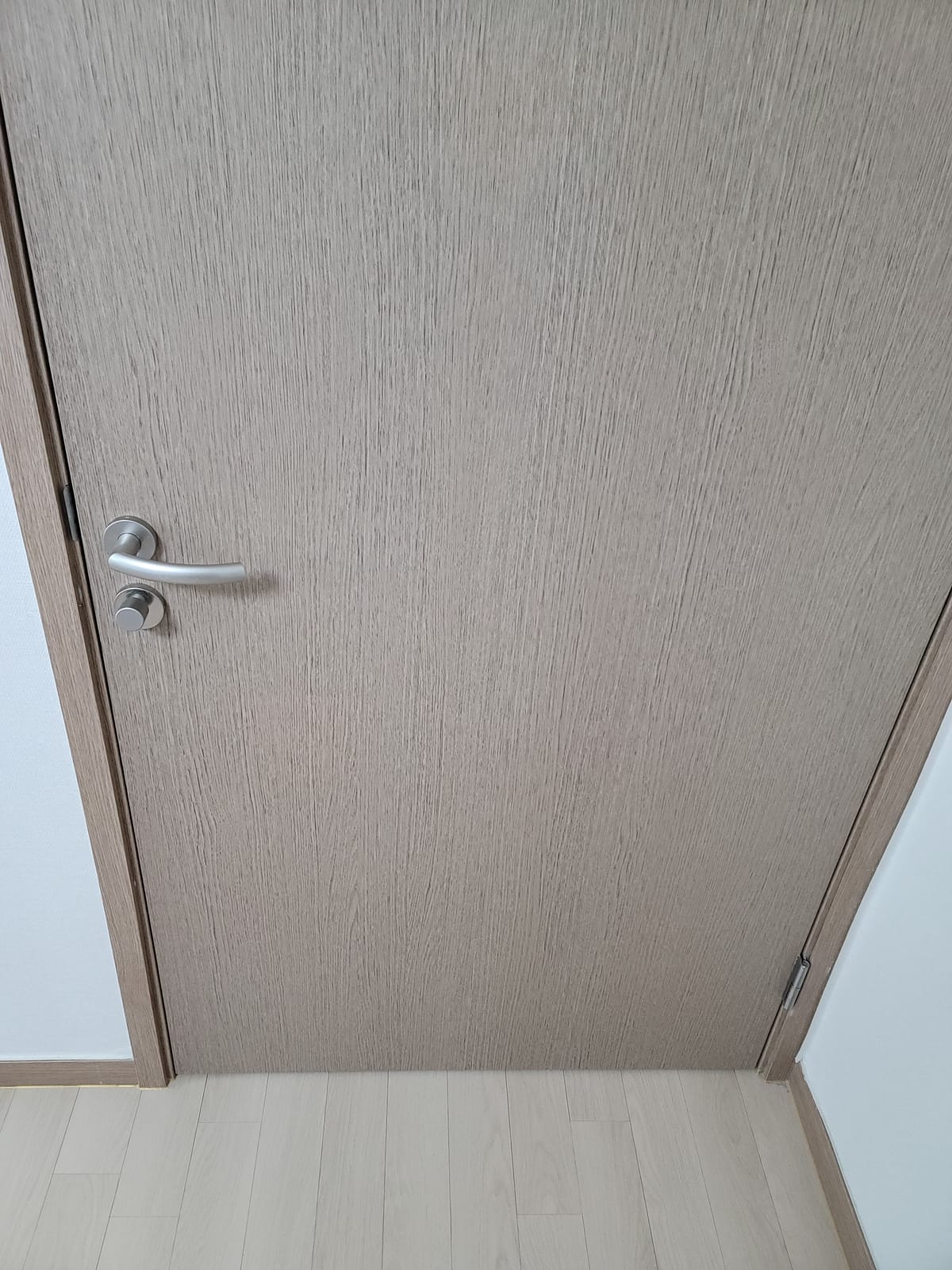 충남 서산 문짝수리(나무문,ABS도어) 시공 후 2