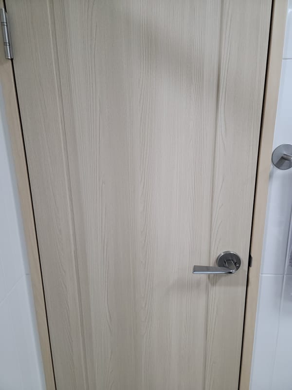 충남 홍성 내포 문짝수리(나무문,ABS도어) 시공 후