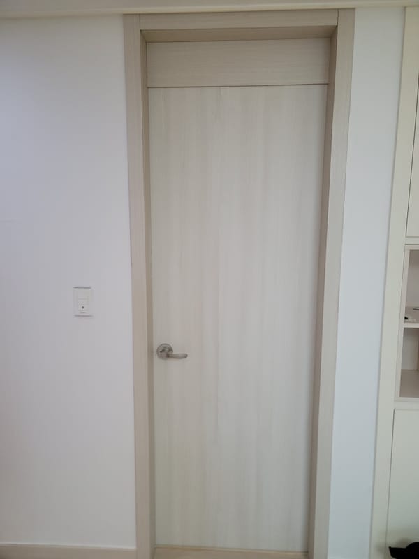 충남 천안 문짝수리(나무문,ABS도어) 시공 후