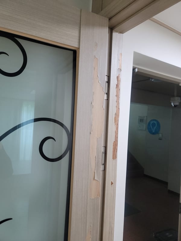 충남 서산 중문시트지보수 시공 전