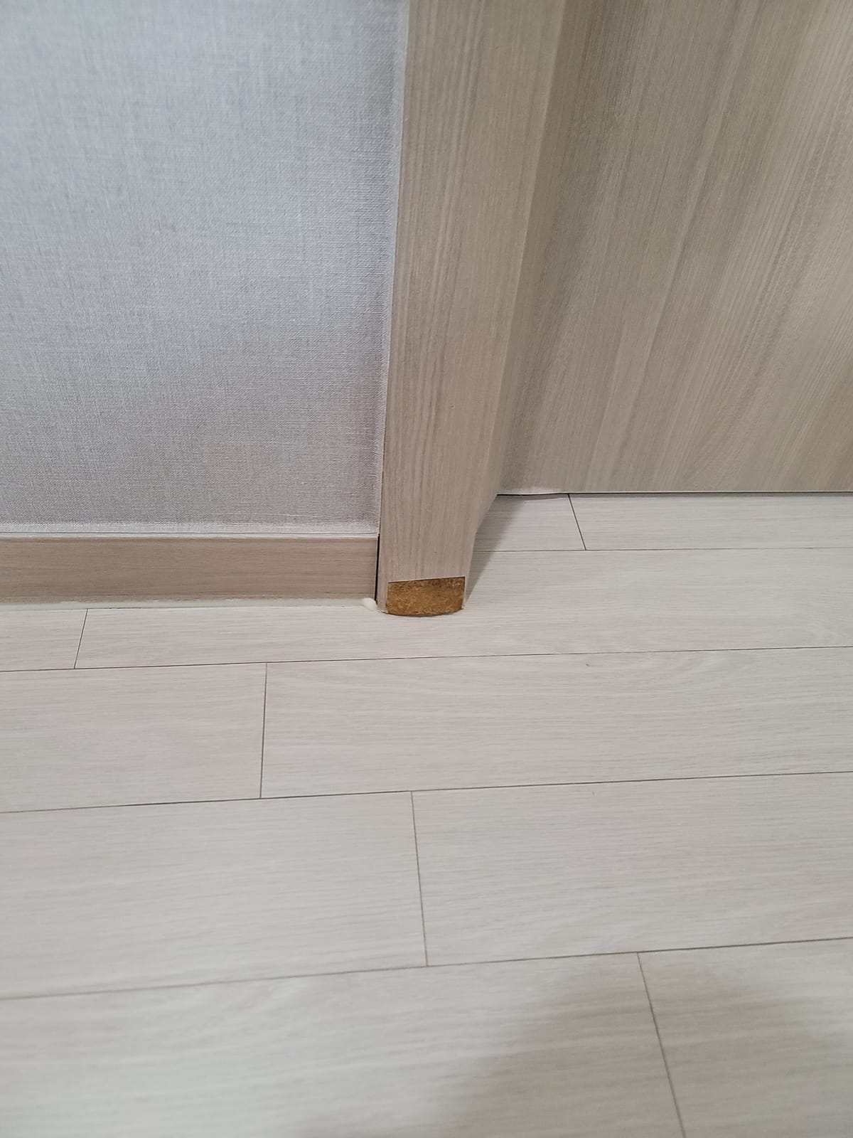 세종 몰딩수리 시공 전 1