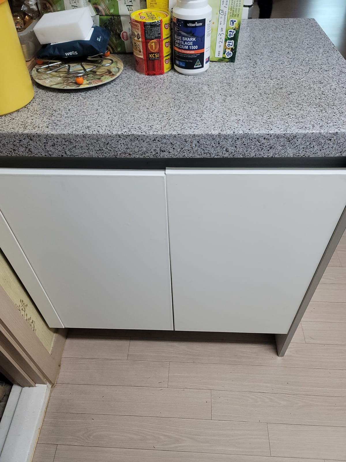 충남 아산 싱크대문짝필름리폼 시공 후 1